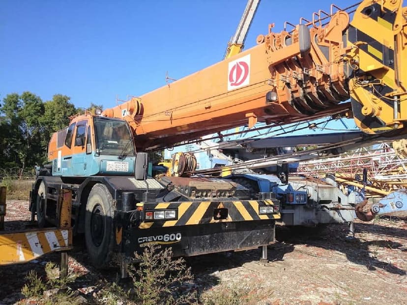 TADANO GR-600N
